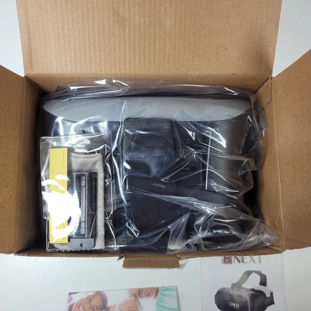 Bnext Black VR Headset